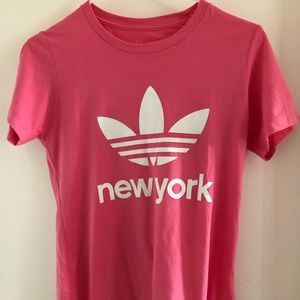 adidas originals pink New York trefoil tee size M